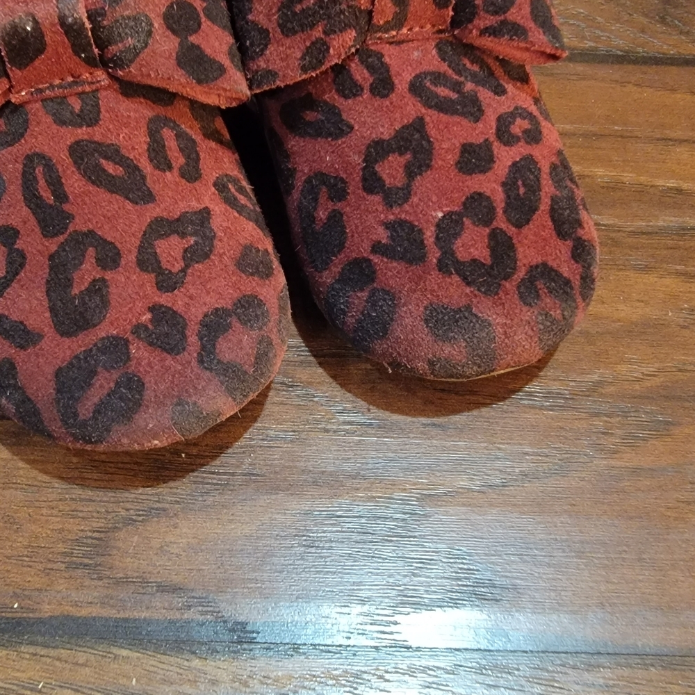 Monkey Feet - Picture 4 of 9